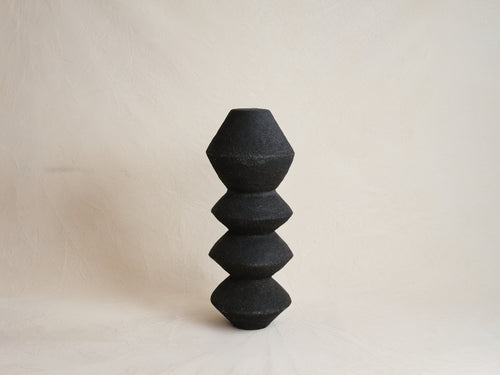 ABIGAIL OZORA SIMPSON CERAMIC SCULPTURE ZIGZAG / BLACK H44" x Ø21.25