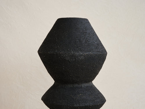 ABIGAIL OZORA SIMPSON CERAMIC SCULPTURE ZIGZAG / BLACK H44" x Ø21.25