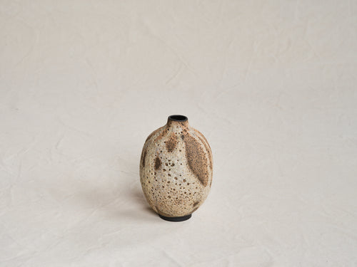 HEATHER ROSENMAN LAVA VASE / LATTE 25622 W5" x H7.5"