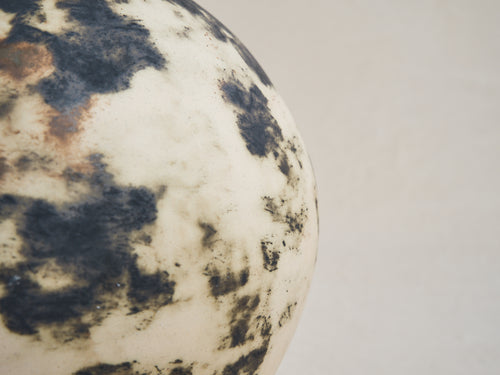 KATAYONE ADELI STAINED LARGE VESSEL Ø15.5" x H14.5"