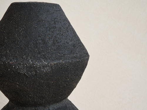 ABIGAIL OZORA SIMPSON CERAMIC SCULPTURE ZIGZAG / BLACK H44" x Ø21.25