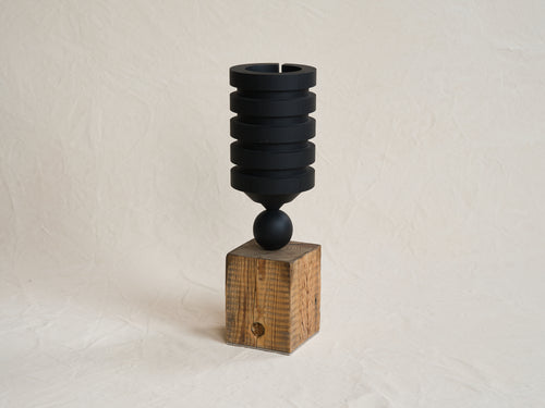 ZLATA KORNILOVA CLOSE TO HEART VESSEL 50 / BLACK H19.5" x Ø6.6"