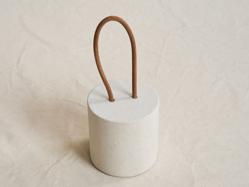 MICHAËL VERHEYDEN CALLEPORTE DOOR STOPPER / PIETRA DI VICENZA Ø5" x H5"