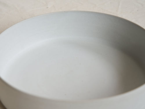 CECILE PREZIOSA DEEP SERVING PLATE / SNOW