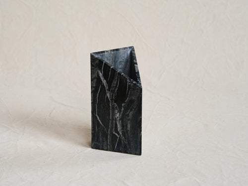 PHILLIP JIVIDEN TRIAD VASE / KENYA MARBLE W5.75" x H10.5"