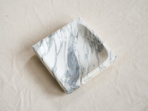 MICHAEL VERHEYDEN SMALL SQUARE TRAY / LAGUNA L6” x W6” x H1.5”