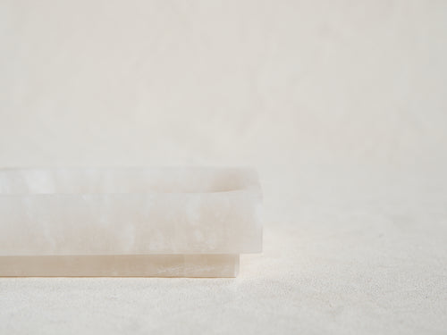 MICHAËL VERHEYDEN SMALL SQUARE TRAY / WHITE ALABASTER L6” x W6" x H1.5”