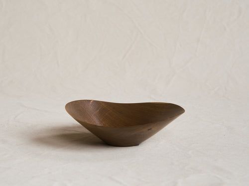 MOSS STUDIO TAPERED BOWL OBE.09 Ø9.45” x H2.76”