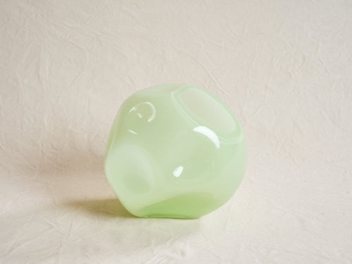 ALEXA LIXFELD KOMET VASE / KIWI SORBET H13.38” x W16.1”