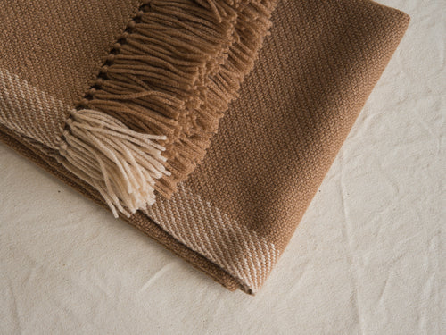 ALONPI KIRA CASHMERE THROW / TAUPE W71" x L53"