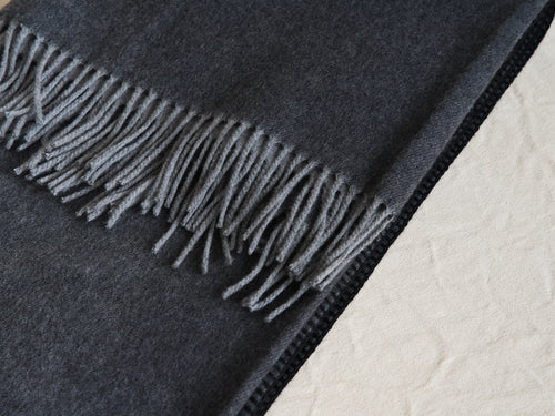 ALONPI MELROSE CASHMERE THROW / STEEL GREY L55" x W75"