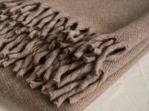 ALONPI LUCCA CASHMERE THROW / CAMEL L57" x W75"