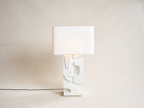 DAN SCHNEIGER VIÑETA TABLE LAMP W9" x D7" x H18"