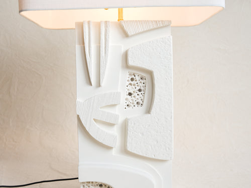 DAN SCHNEIGER VIÑETA TABLE LAMP W9" x D7" x H18"