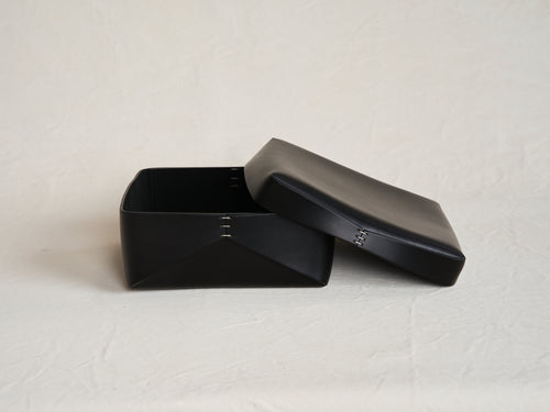 OSCAR MASCHERA MEDIUM SQUARE LIDDED LEATHER BOX / BLACK L9.5" x W9.5" x H4"