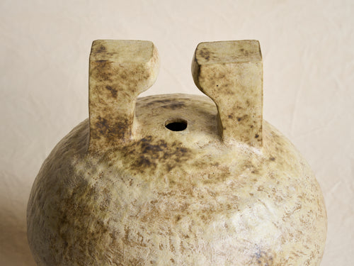 CHARLYN REYES PASSAGE VESSEL H16.5” x Ø13”