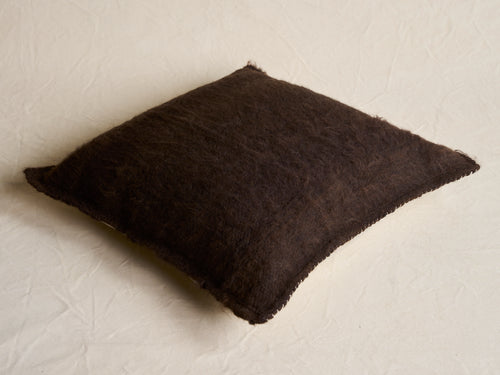 IDENTIDAD ARGENTINA NORTE CUSHION / DARK BROWN 22" x 22"