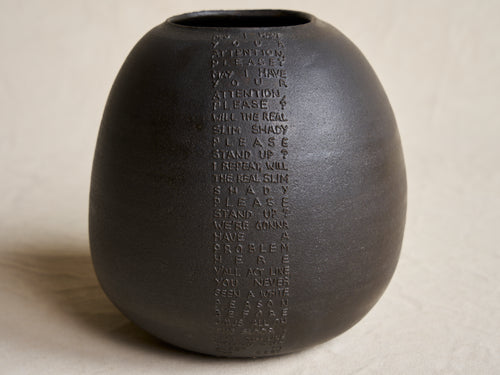 MARIE MARTIN 'THE REAL SLIM SHADY' VASE Ø6.5" x H7.4"