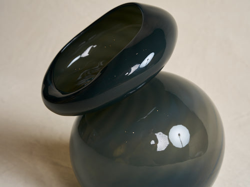 AVRAM RUSU STUDIO CYCLOPS VASE / SMOKE BLUE Ø7.5" x H11"