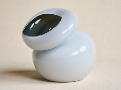 AVRAM RUSU STUDIO CYCLOPS VASE / GREY Ø7.5" x H10"