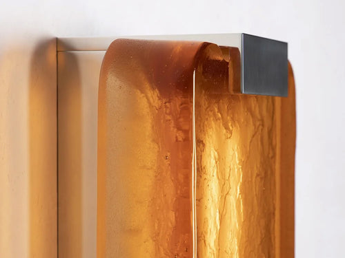 GARNIER & LINKER FOVEA SCONCE / SMALL W7.9" x D4.3" x H11.8"