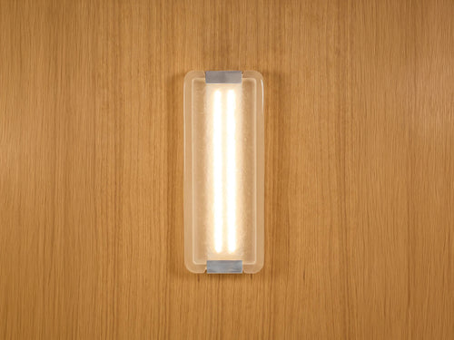 GARNIER & LINKER FOVEA SCONCE / LARGE W7.9" x D4.3" x H20.1"