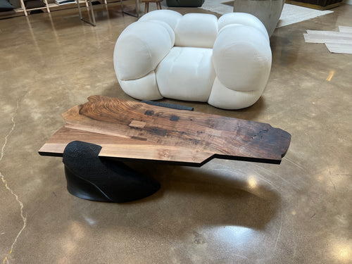 EERO MOSS COFFEE TABLE / DALLAS W35" x L71" x H16"