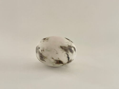 KATAYONE ADELI STAINED MEDITATION STONE NO.03 Ø5.25 x H3.75"