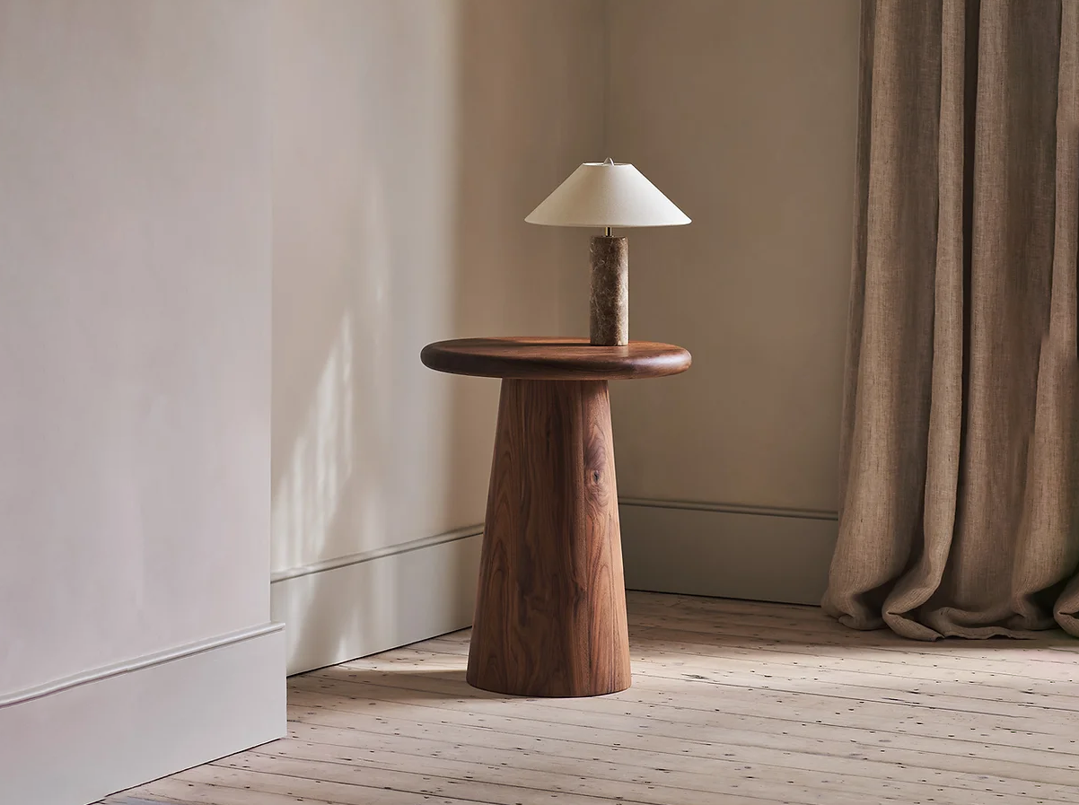 EDWARD COLLINSON NOTE SIDE TABLE | GARDE – Garde