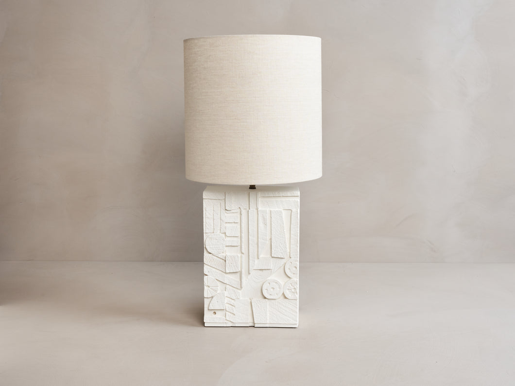 DAN SCHNEIGER SCARPA II TABLE LAMP W8.5