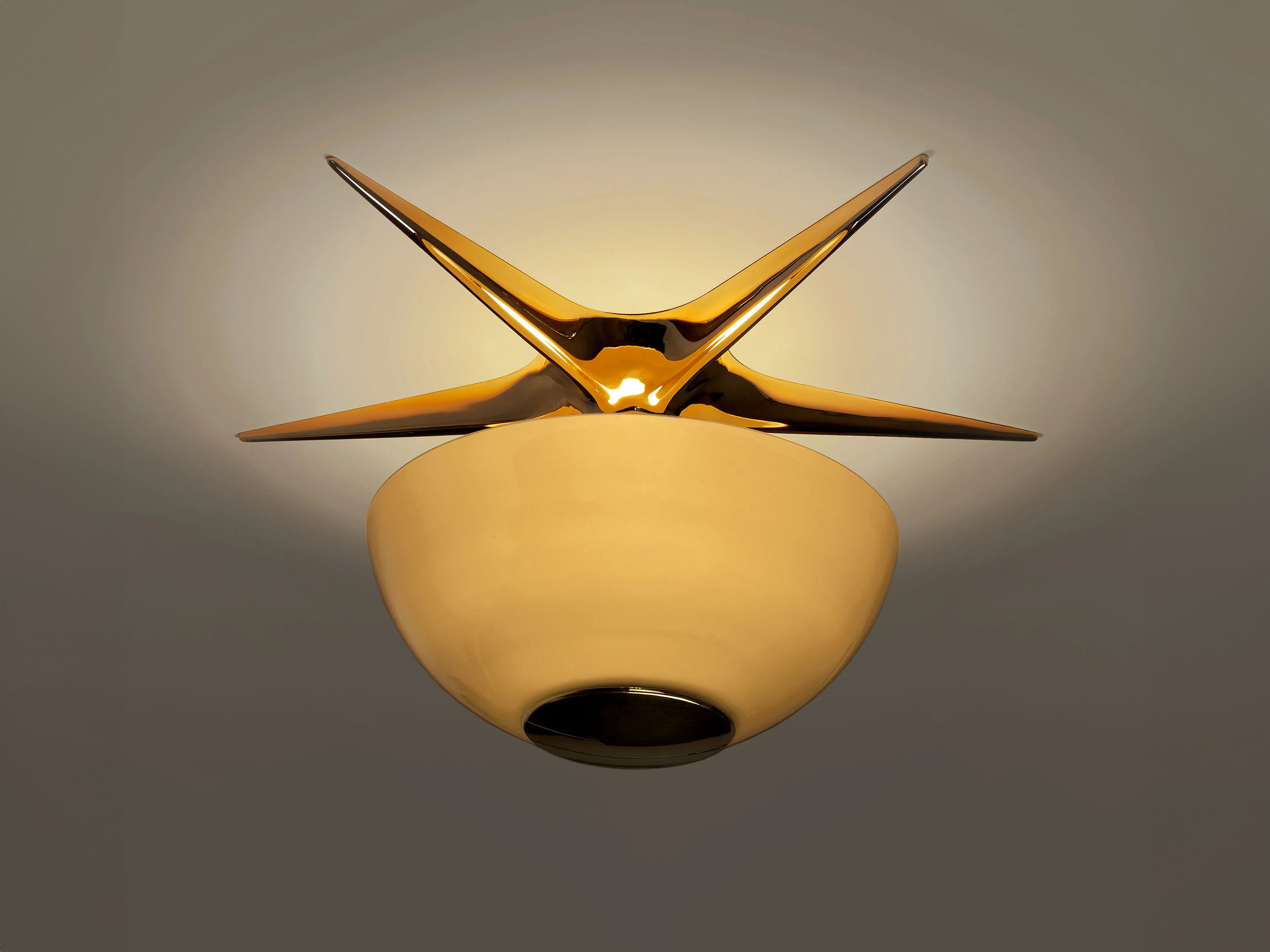 The Laddi Surface Mount / Shade