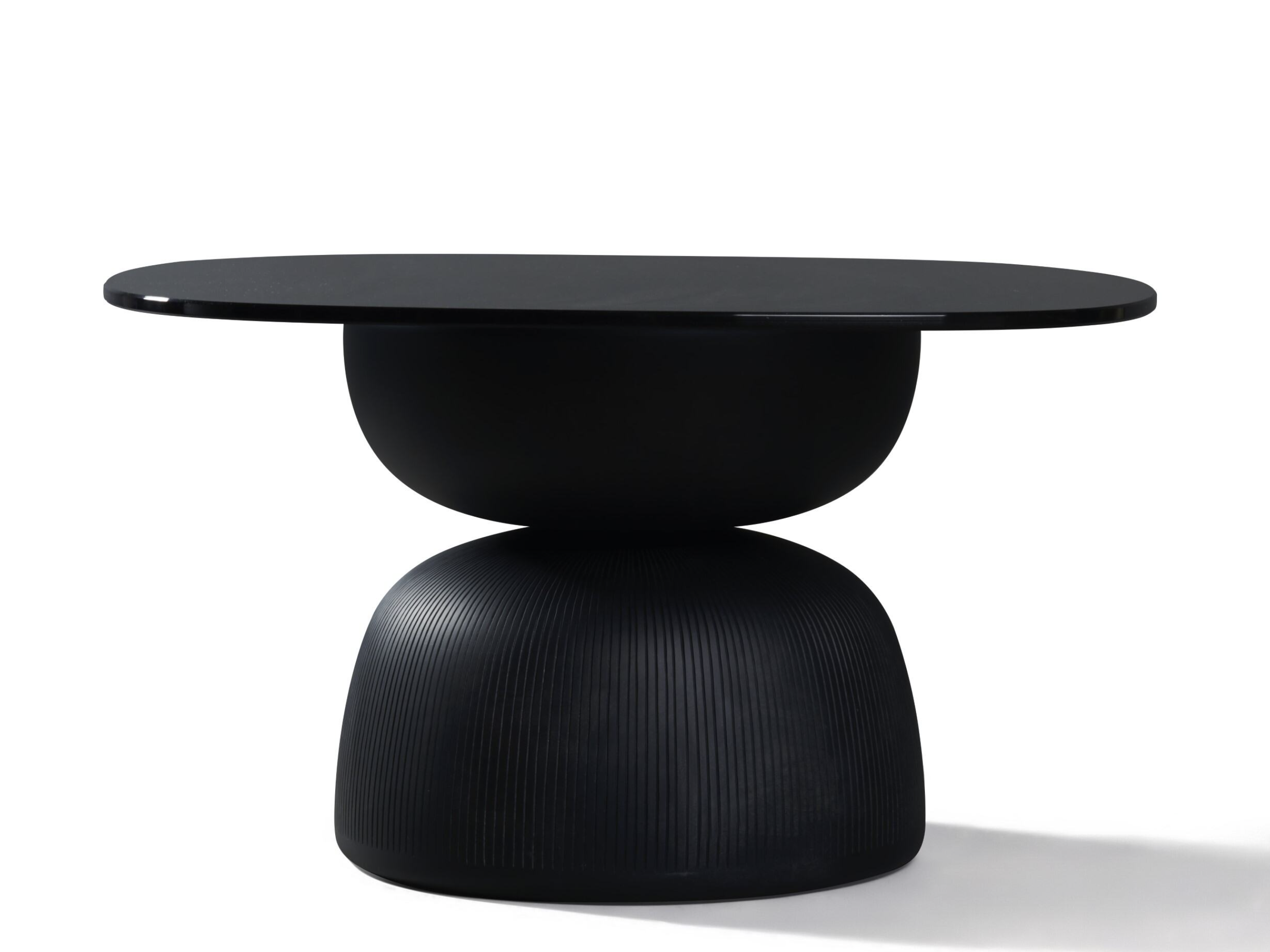ZANAT MONICA FORSTER NERA TABLE LOW LINES | GARDE – Garde