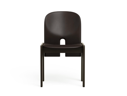 KARAKTER SCARPA DINING CHAIR 121 H31.5" x W18.5" x D21.25" x SH17.75"