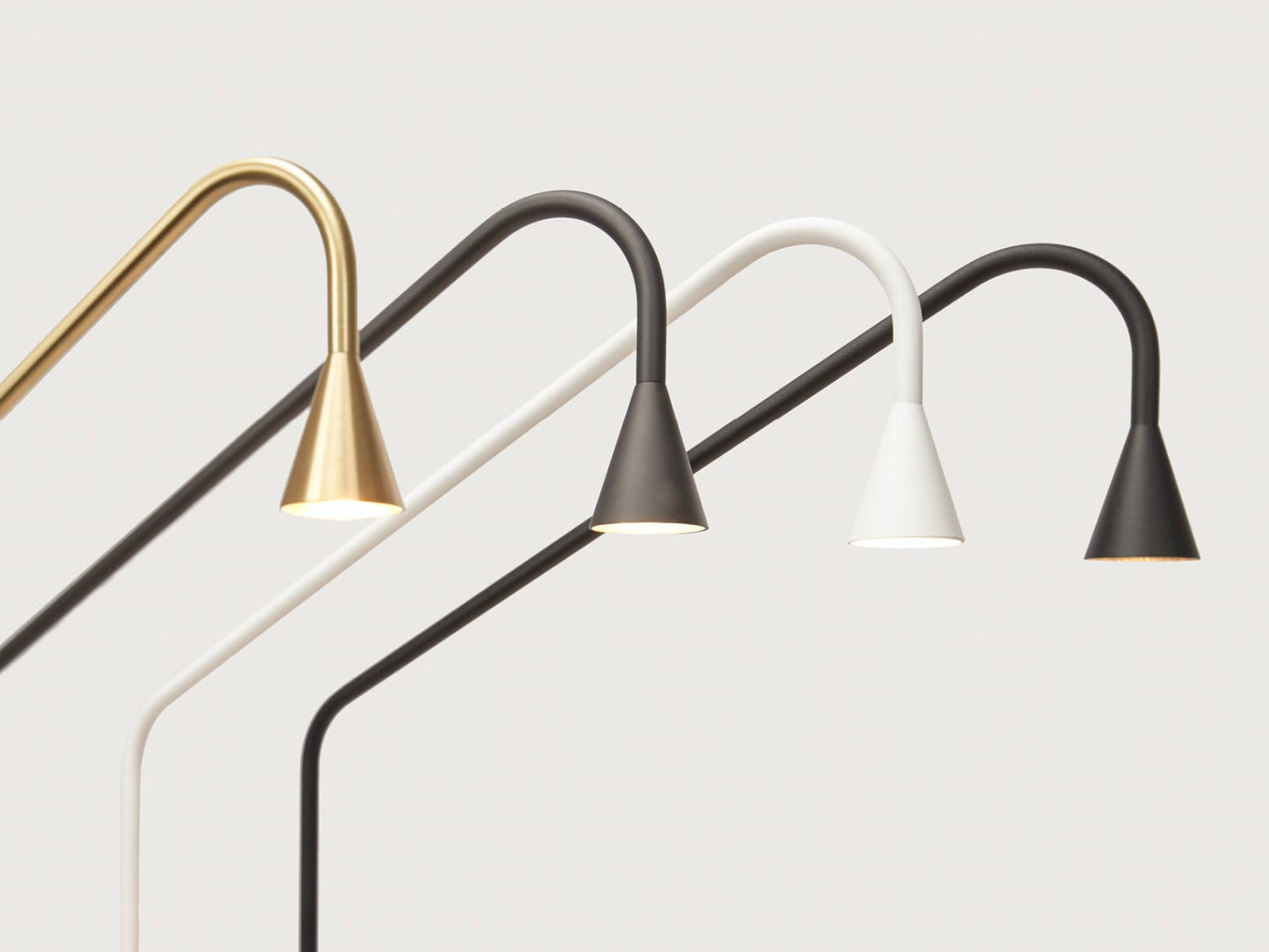 TRIZO21 AUSTERE FLOOR LAMP | GARDE – Garde