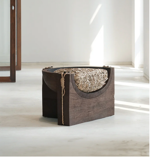 AEQUŌ BEDSA CHAIR W32" x D22" x H18"