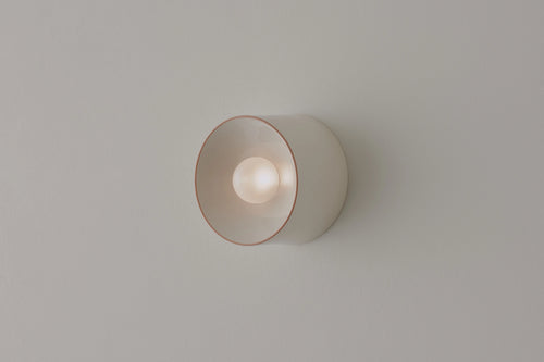 VOLKER HAUG STUDIO ANTON CERAMIC PINSTRIPE SCONCE / MINI Ø5.1" x D3.4"