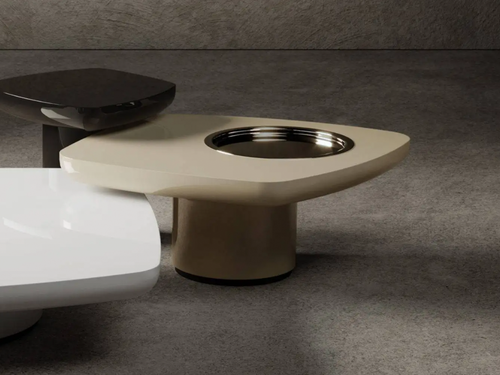 GIOPAGANI BLACKBIRD COFFEE TABLE / MID L30" x W32.5" x H14"