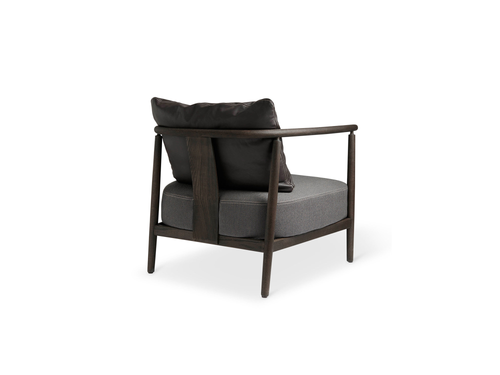 GEMLA HUMBLE LOUNGE CHAIR H31.1" x W28.7" x D31.1" x SH15.4"