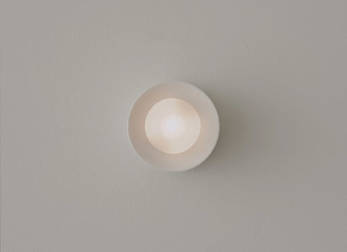 VOLKER HAUG STUDIO ANTON CERAMIC CRISP WHITE SCONCE / MICRO Ø3.2" x D2.6"