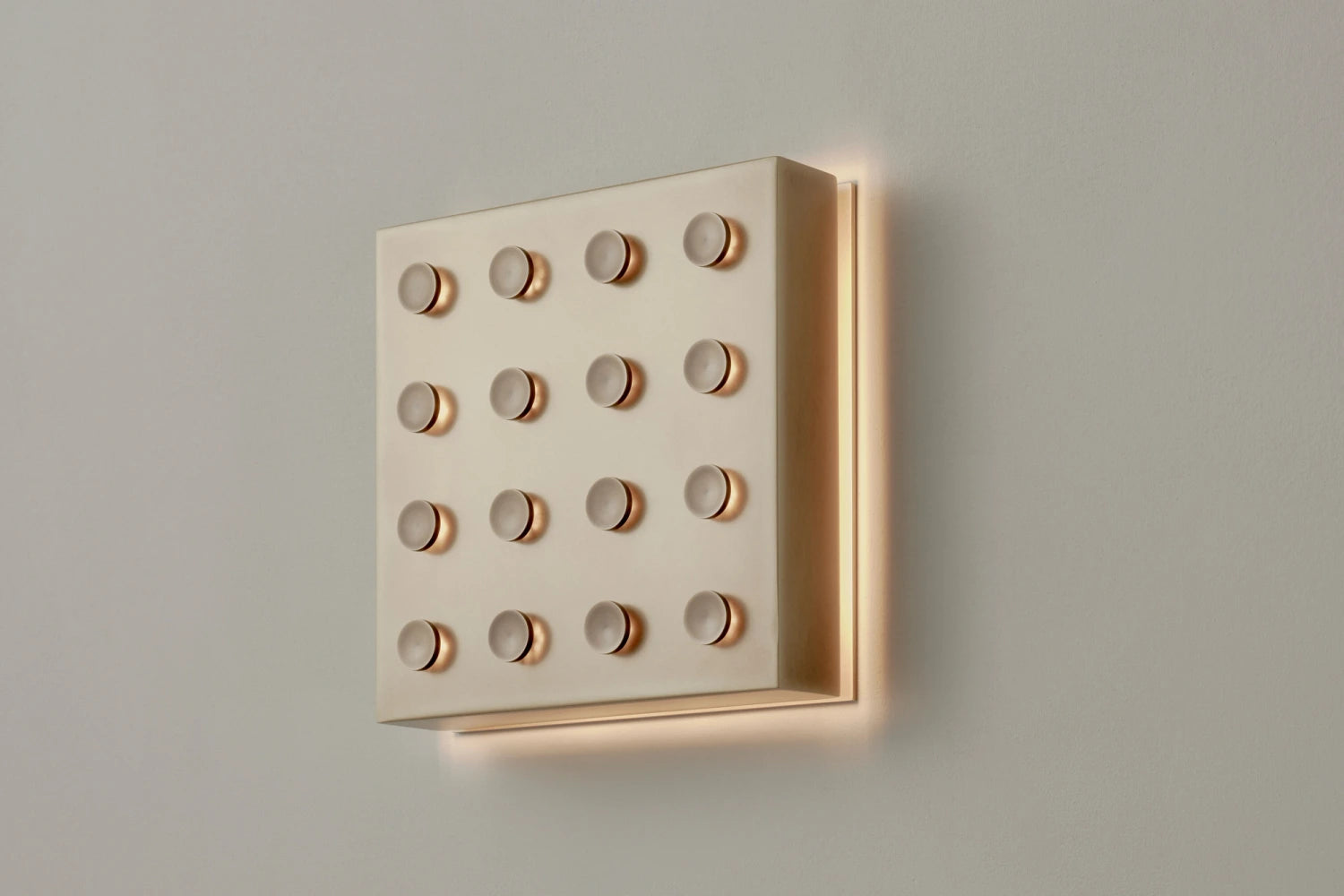 LUCKY STUD SCONCE - Thumbnail 2