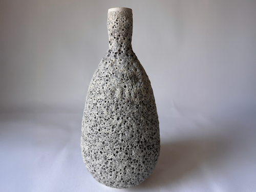 HEATHER ROSENMAN LAVA VASE / LUNA 25608 W5" x D5" x H10.5"