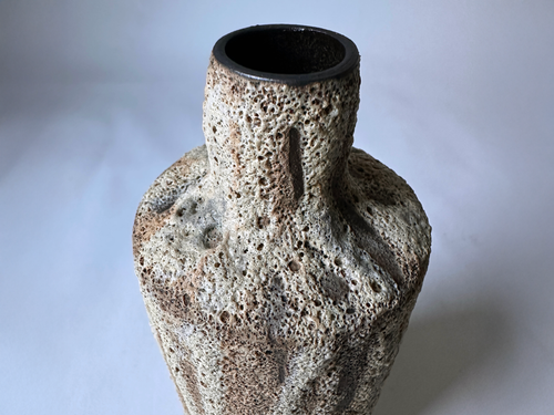 HEATHER ROSENMAN LAVA VASE / TERRA 25645 W3.5" x H9.5"