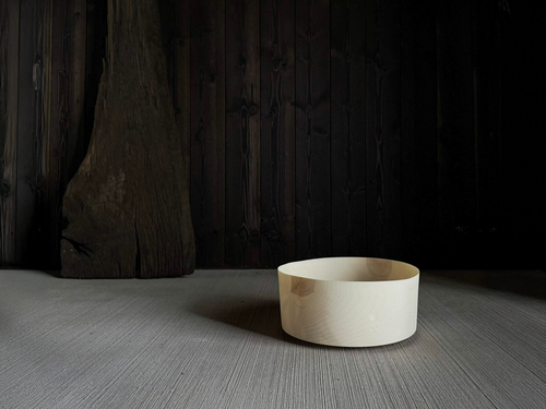 MOSS STUDIO WHITE PAPERY UPRIGHT VESSEL OBE.14 Ø11.42” x H5.12”