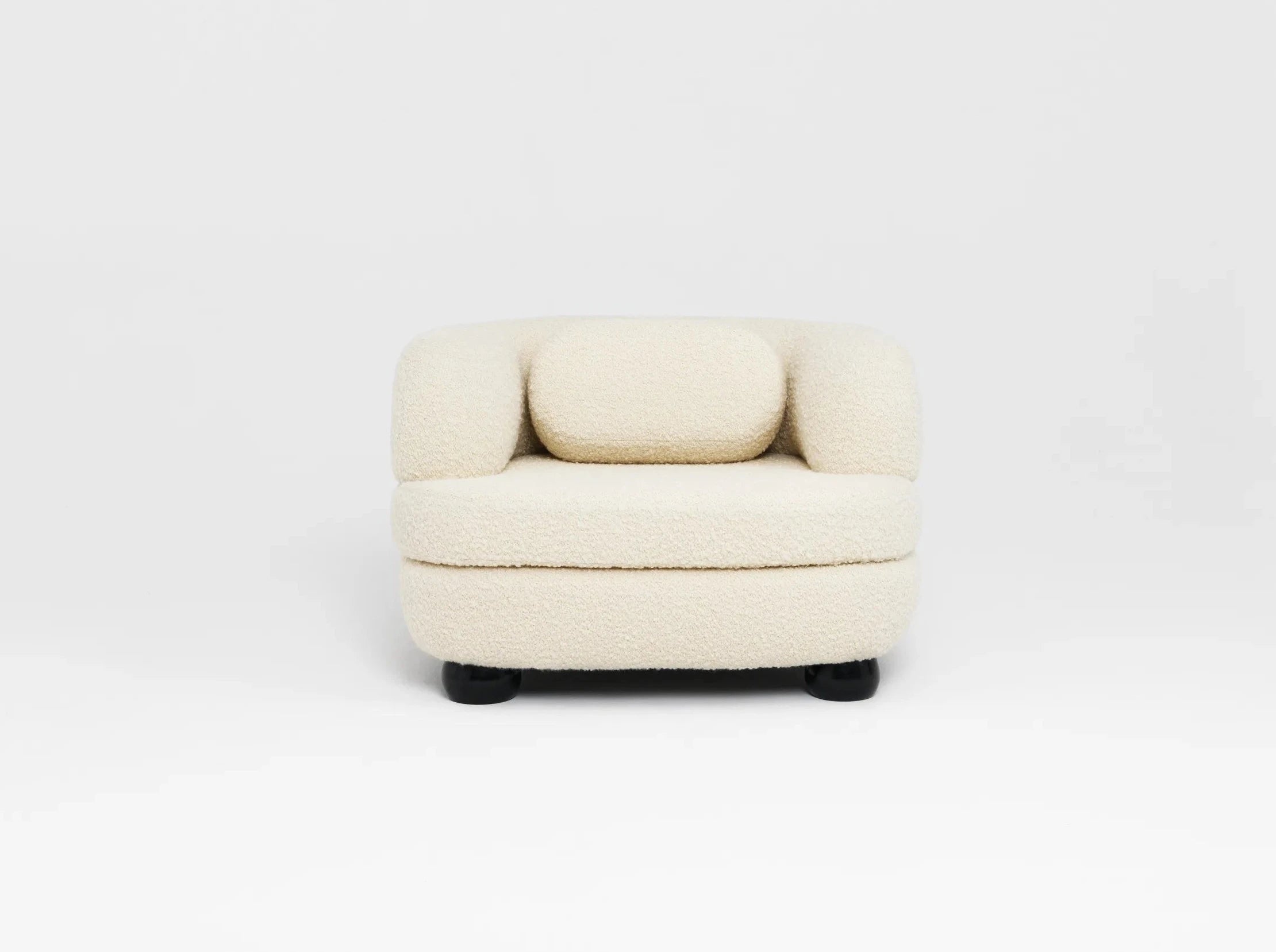 PIERRE AUGUSTIN ROSE LE VENDOME ARMCHAIR