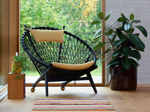 PP MOBLER PP130 CIRCLE CHAIR W44" x D37" x H38.2" x SH 16.5"