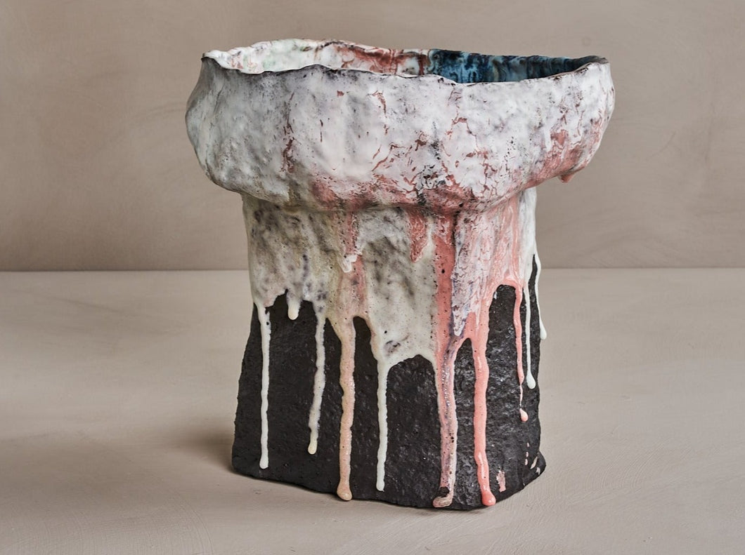 JOJO CORVÄIÁ CERAMIC OBJECT N-1170 H12.5