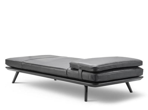 FREDERICIA SPACE COPENHAGEN SPINE DAYBED L74.8" x  D33.46" x  H17.72" x SH13.78"
