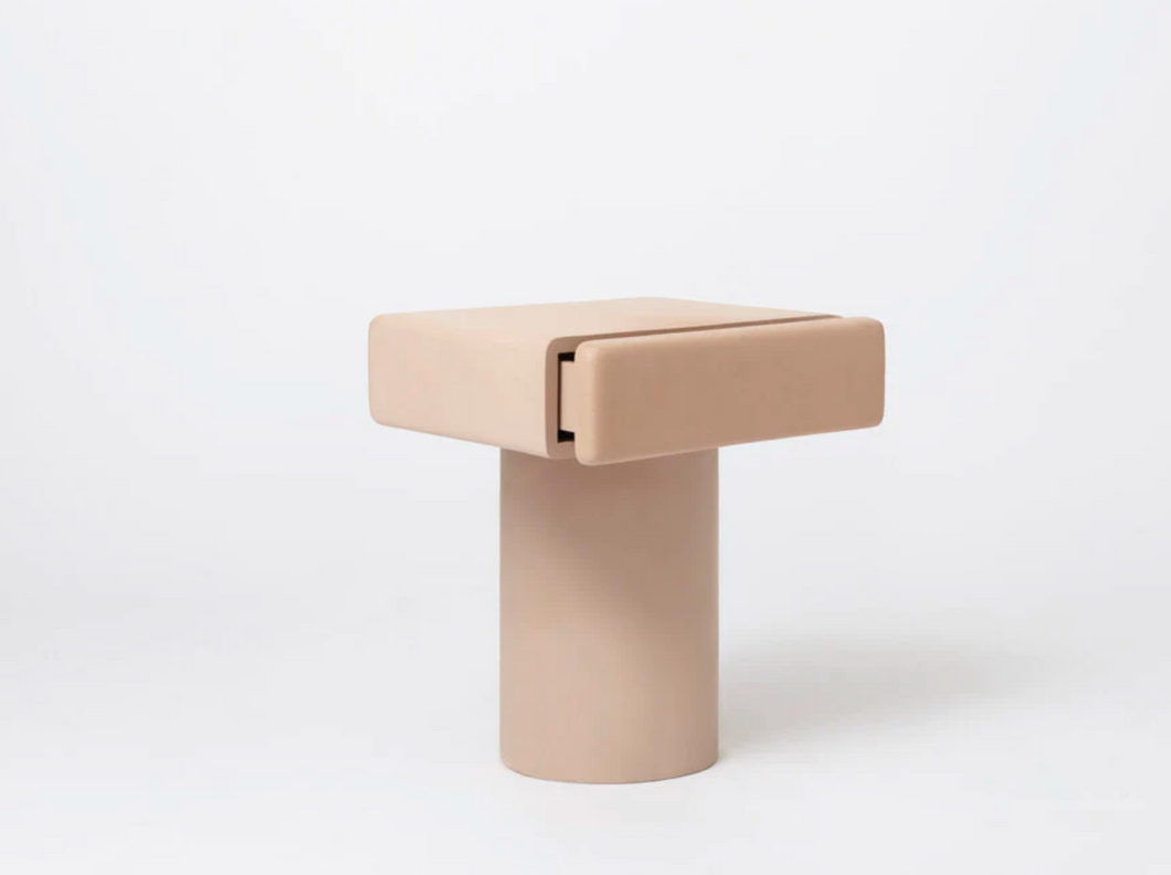FAYE TOOGOOD ROLY-POLY NIGHTSTAND / PUTTY H18.5